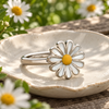 White Daisy Ring